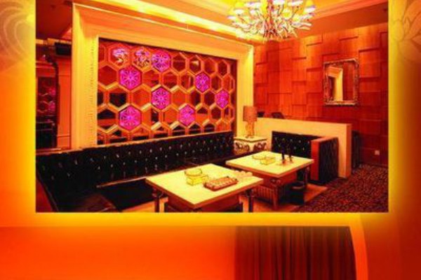 夜生活尾声，成都凌晨四点养生休闲玩法推荐(凌晨四点钟的成都)